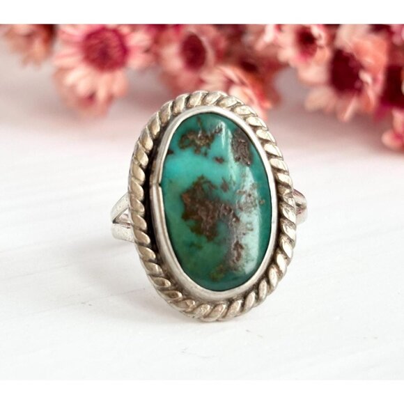 Jewelry - Natural Turquoise Oval Cabochon Gemstone Silver T Navajo Inspired Ring - sz 6